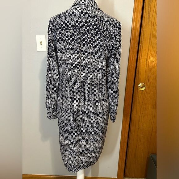 Diane Von Furstenberg silk navy white printed lightweight shirt dress‎ size 4 - Picture 4 of 10